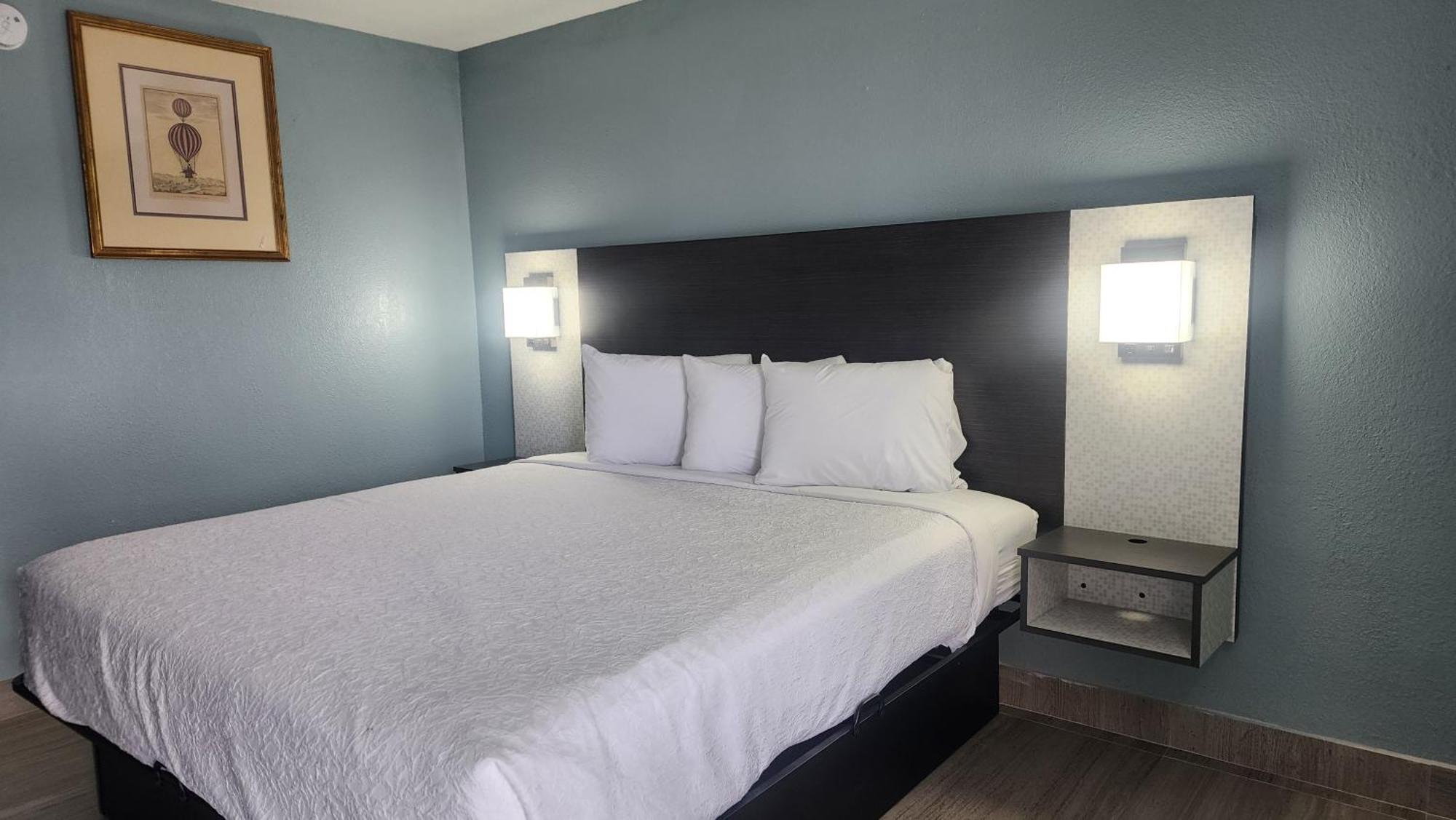 Plaza Inn&Suites Harlingen Esterno foto