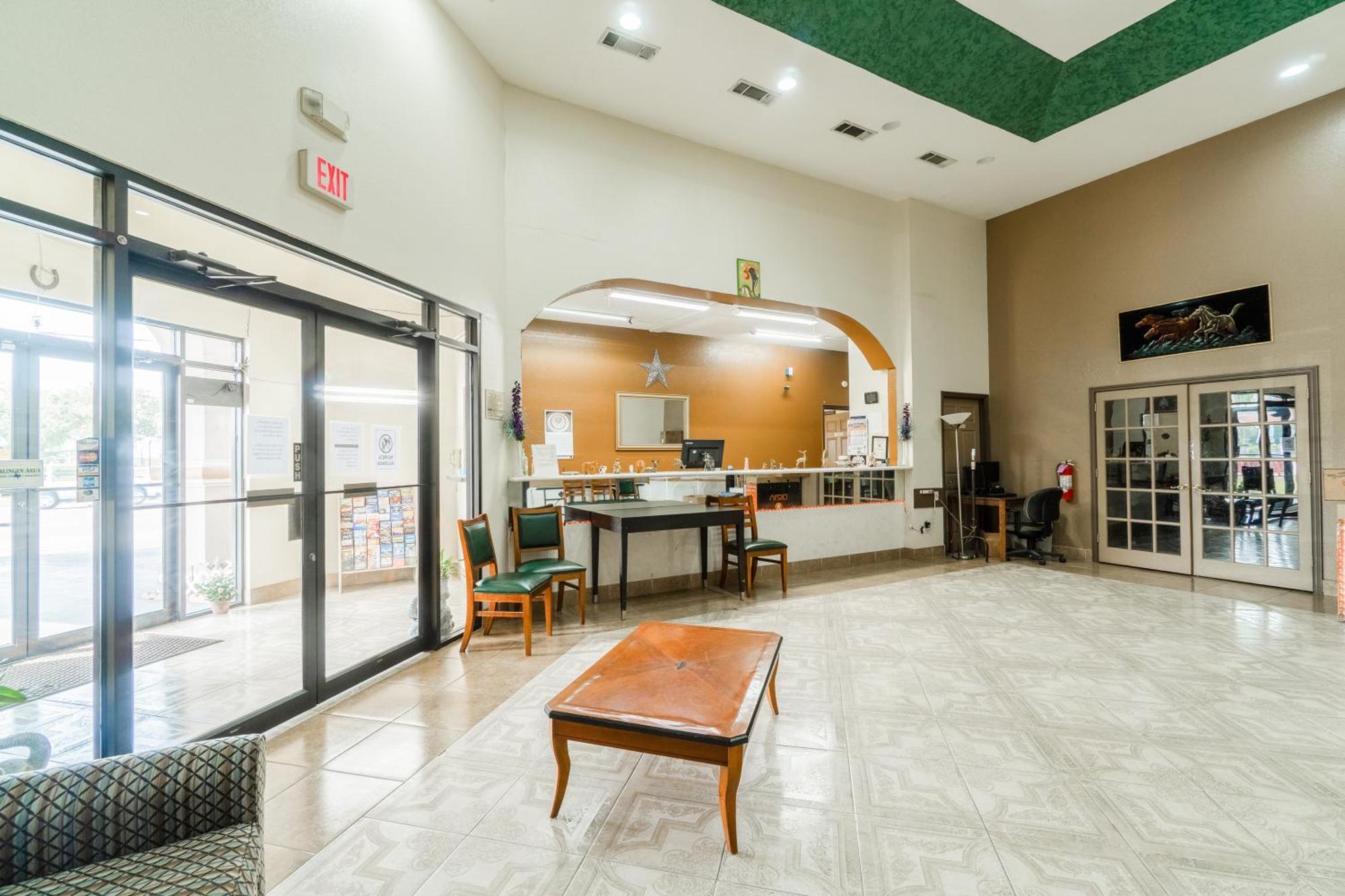 Plaza Inn&Suites Harlingen Esterno foto